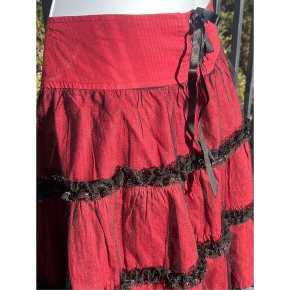 Lip Service Skirt Y2K Cottagecore Black and Red Lace and Tulle Layered - Picture 6 of 7